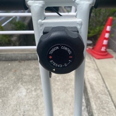 エアロバイク　おりた折りたたみ　マットふぞ付属の画像