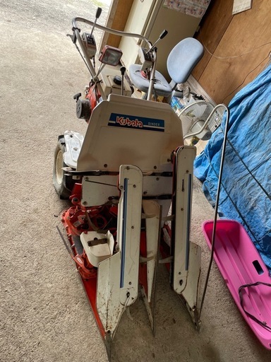 クボタ稲刈り機