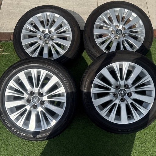 トヨタ純正18インチ タイヤホイールセット