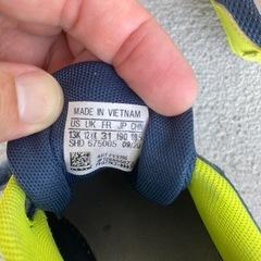 adidas 19cm 靴の画像