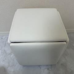 椅子の画像