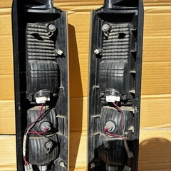 エブリーda64w 純正テールランプの画像