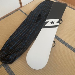 スノーボード板　収納ケース付きの画像