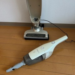 アクア サイクロン式スティックタイプ掃除機の画像