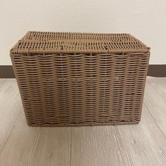 ラタンブレッドボックスの画像