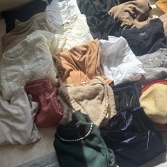 総額10万円以上　レディース衣類50点まとめ売りの画像