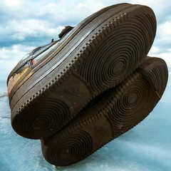 ナイキ ウィメンズ バンダル 2k LX フローラル 厚底スニーカーの画像