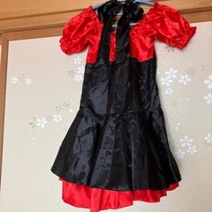 【お話し中】キッズ　ハロウィン赤黒ドレス（中古）の画像