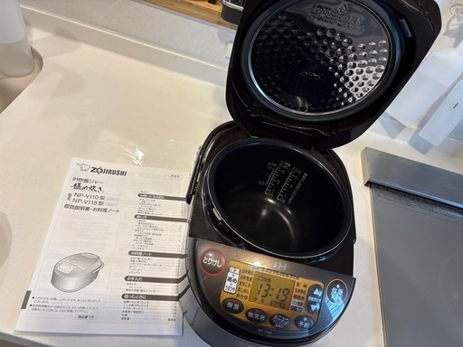 象印　炊飯器　2019年製