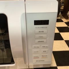 【リサイクルサービス八光】2024年製　アイリスオーヤマ　18L　フラットテーブル電子レンジ　IMB-F186-Wの画像