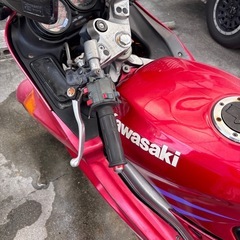 Kawasaki ZZR250の画像