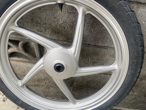 スーパーカブ　キャストホイール