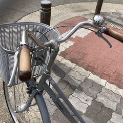 ♪ジモティー特価♪夜も安心！ＬＥＤオートライト付き乗り降りがしやすい26型中古自転車　の画像