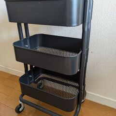 キャスター付き　キッチンラック
