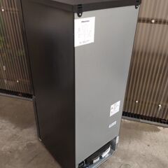 ¥6000/06/Hisense ハイセンス 162L 2ドア 右開き ノンフロン冷凍冷蔵庫 HR-D15FB ブラック 2022年製 通電確認済みの画像