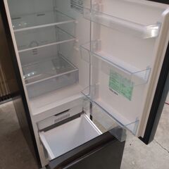 ¥6000/06/Hisense ハイセンス 162L 2ドア 右開き ノンフロン冷凍冷蔵庫 HR-D15FB ブラック 2022年製 通電確認済みの画像