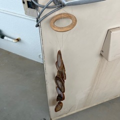 玄関に下げたりするガラガラなるやなるやつの画像