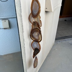 玄関に下げたりするガラガラなるやなるやつの画像