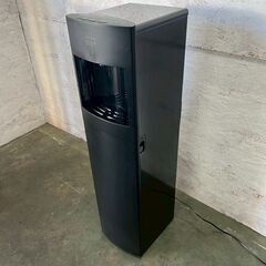 FRECIOUS slat ウォーターサーバー WFD-1900 ヘルツフリー 屋内用 100V 定格容量：1500cc 通電確認済 ブラック Y2260の画像