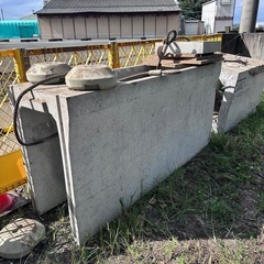 道路建設　部材　コンクリート　U字溝2000x610x960の画像