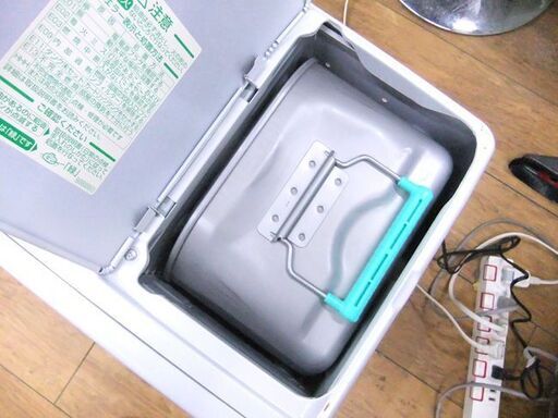 ダイニチ 石油ファンヒーター 9.0L 2022年製 ブルーヒーター FW-5622L ムーンホワイト 札幌市厚別区 厚別店