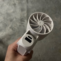 ハンディファン
の画像