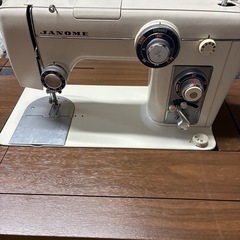 ジャノメ　ミシンの画像