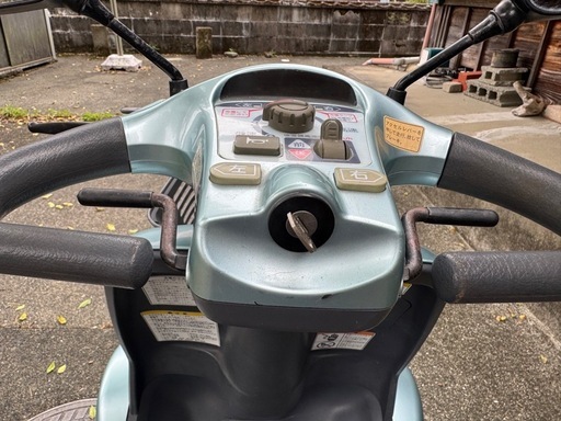 スズキ SUZUKIセニアカー 現地付近にてお引渡し 9/28新品バッテリーに交換済