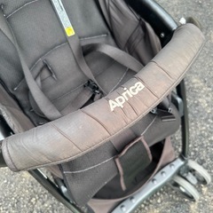 アップリカ　Aprica  ４輪ベビーカーの画像