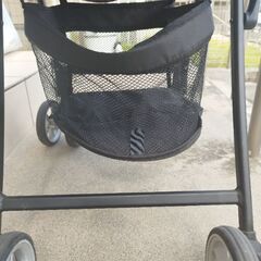 Apricaベビーカーの画像
