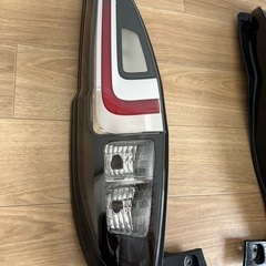 スズキ ソリオ ma37s 左右テールランプの画像
