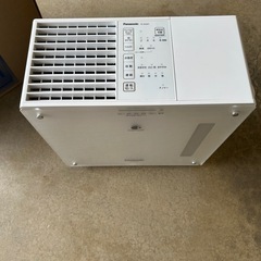 ナノイー（気化式加湿器）　2019年製の画像