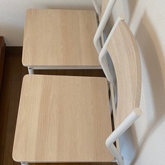 ダイニングチェア2個の画像