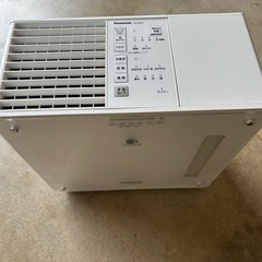 ナノイー（気化式加湿器）　2017年製の画像