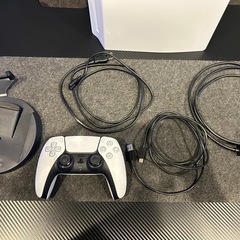 PlayStation5 本体（ディスクドライブ搭載モデル・825GB）の画像