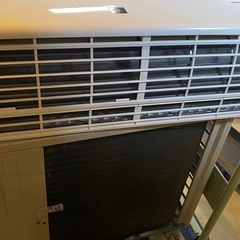 ☆ ルームエアコン　SHARP シャープ　AY-P22D-W 冷房2.2kW/暖房2.5kW兼用　主に6畳用　100V リモコンあり　2022年製　動作品の画像