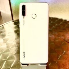 【早い者勝ち！8,000円】HUAWEI P30 lite パールホワイトの画像