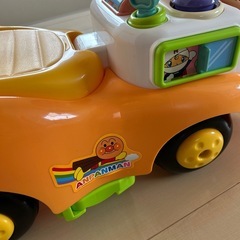 アンパンマンよくばりビジーカー2の画像