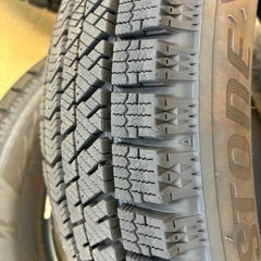 【美品】スタッドレスタイヤ BRIDGESTONE VRX2の画像