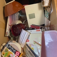 タッパー　食器　食器棚等の画像