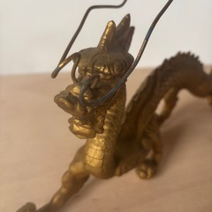 龍の置物の画像
