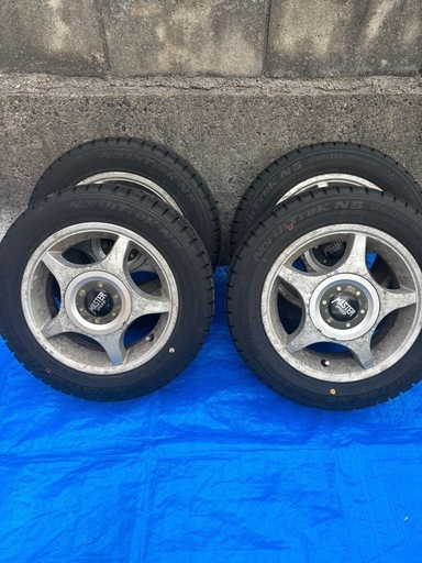 【受け渡し予定者決定済】スタッドレスタイヤ【155/65/13】