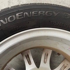 【175/65 R14 】TOYO（トーヨータイヤ） ナノエナジー3（NanoEnergy 3）  夏タイヤ（サマータイヤ） 4本ホイール付 中古の画像