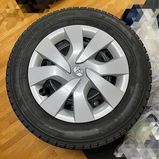 スタッドレスタイヤ