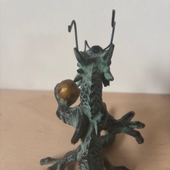 龍の置物の画像