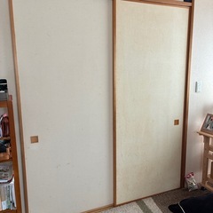 間仕切り扉の画像