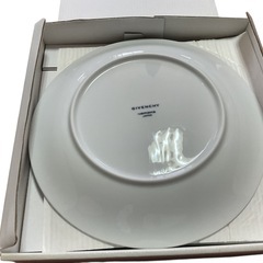 GIVENCHY（ジバンシィ） プレートセットの画像