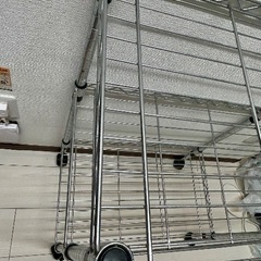 スチールラックの画像