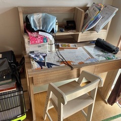 話中　今年4月購入　美品　学習机の画像