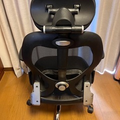 いす（ボロボロ）の画像